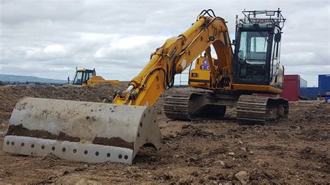 mini digger training courses ireland|360 digger training courses.